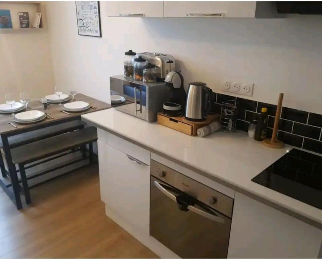 Le Petit Poitevin -Hyper Centre - Wi-Fi- Netflix Gratuit Apartamento Niort Exterior foto